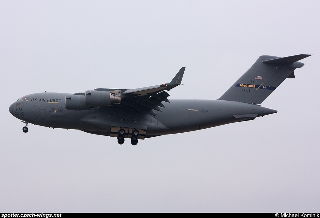 United States Air Force | Boeing C-17A Globemaster III | 04-4129