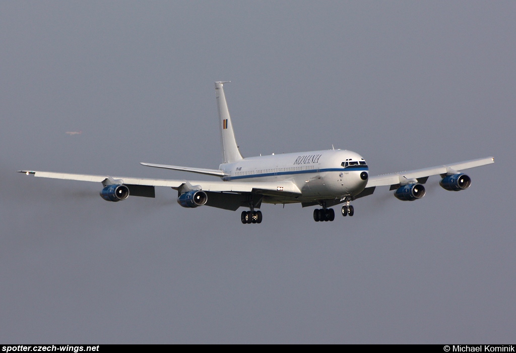 Romanian Air Force | Boeing 707-3K1C | YR-ABB