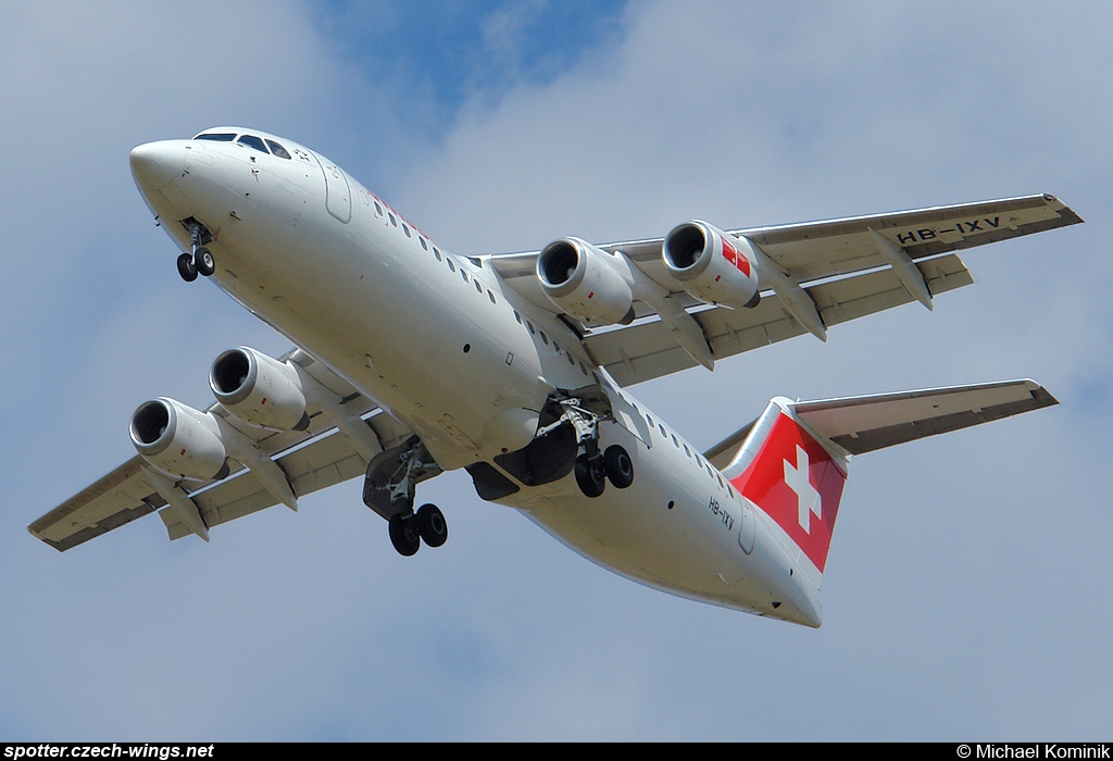 Swiss European Air Lines | British Aerospace Avro RJ100 | HB-IXV