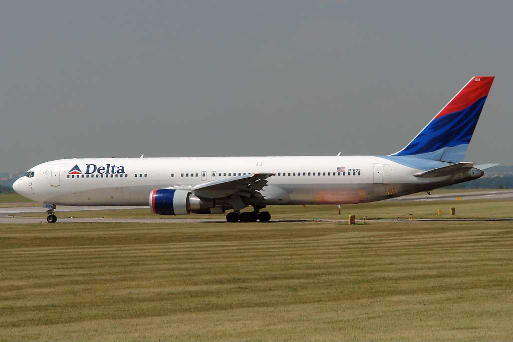 Delta Air Lines | Boeing 767-332ER | N1608