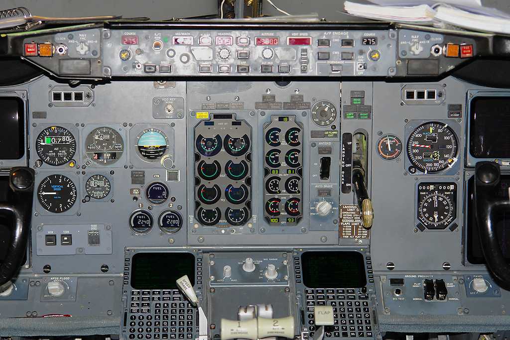 CSA Czech Airlines | Boeing 737-400/500 Full Flight Simulator | –
