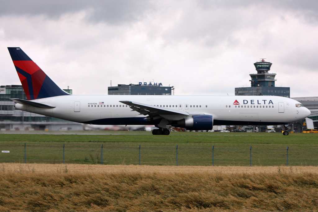 Delta Air Lines | Boeing 767-332ER | N184DN