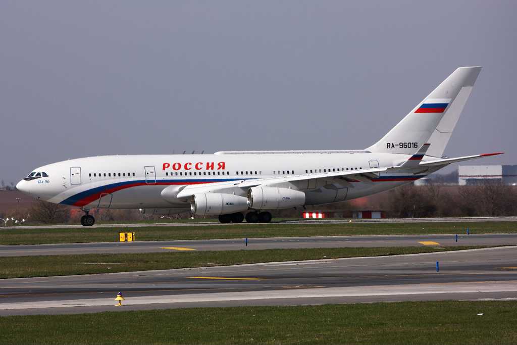 Rossiya - Russian Airlines | Ilyushin Il-96-300 | RA-96016