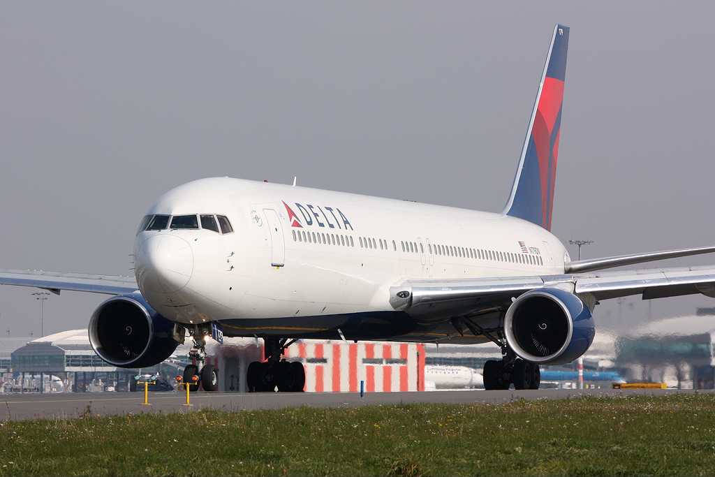 Delta Air Lines | Boeing 767-332ER | N179DN