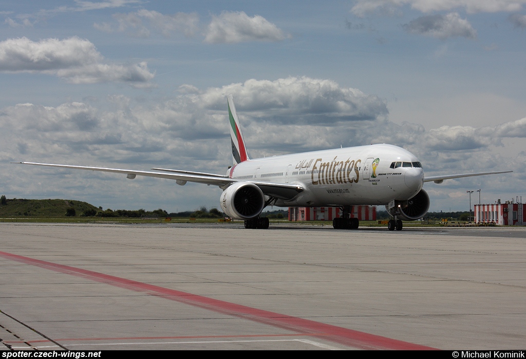 Emirates | Boeing 777-31H | A6-EGY