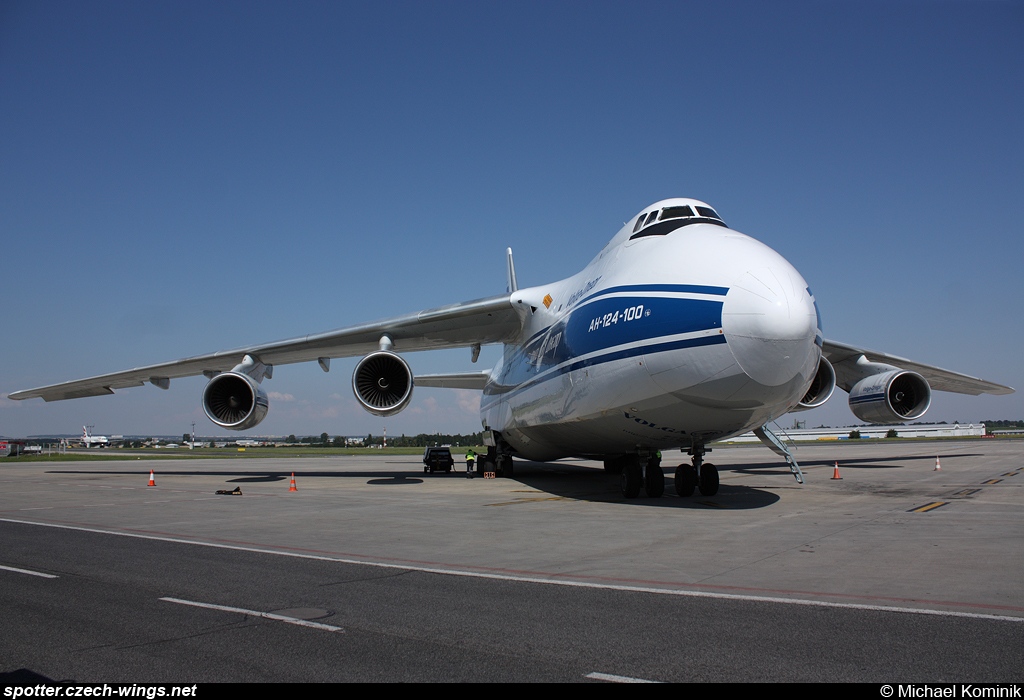 Volga-Dnepr Airlines | Antonov An-124-100 Ruslan | RA-82044