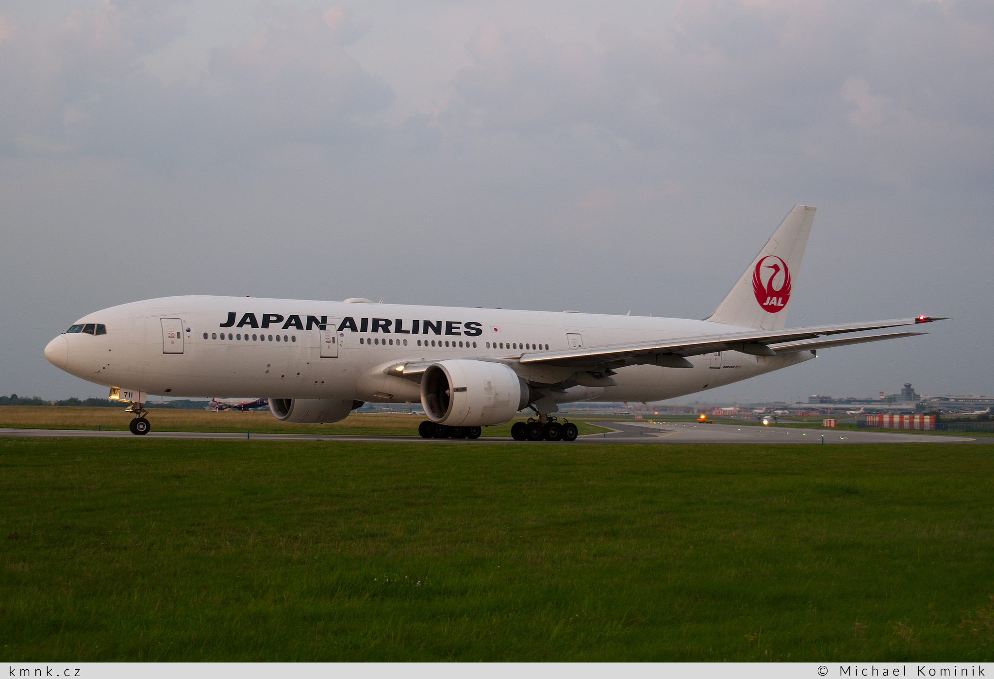 Japan Airlines | Boeing 777-246ER | JA711J