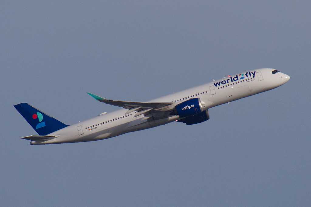 World2Fly | Airbus A350-941 | EC-NZF