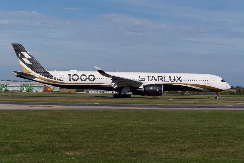 Starlux Airlines | Airbus A350-1041 | B-58551